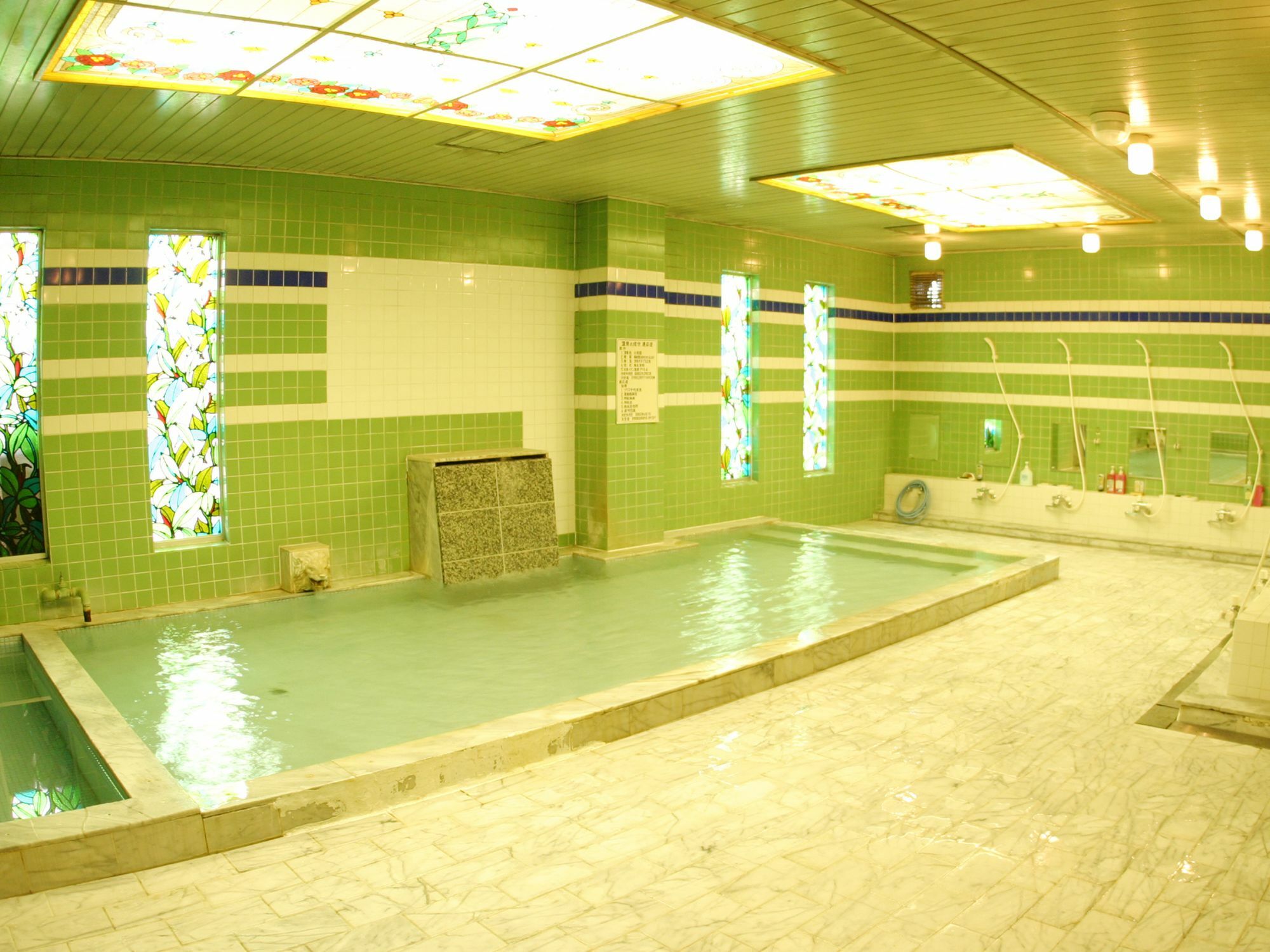 Suwa Lakeside Hotel Exterior foto